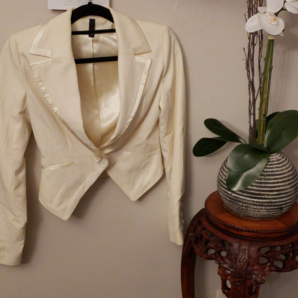 Womens cream  tuxedo jacket with satin trim